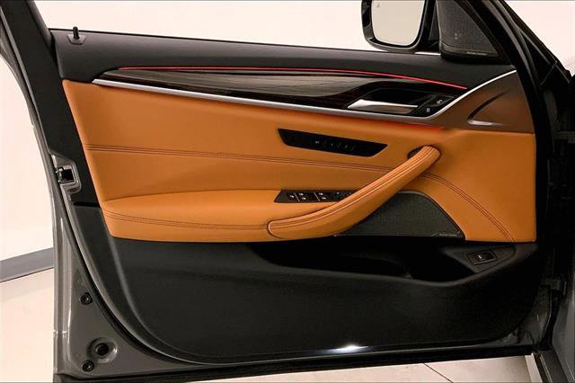 Certified 2022 BMW 540i xDrive w/ M Sport Package image 24