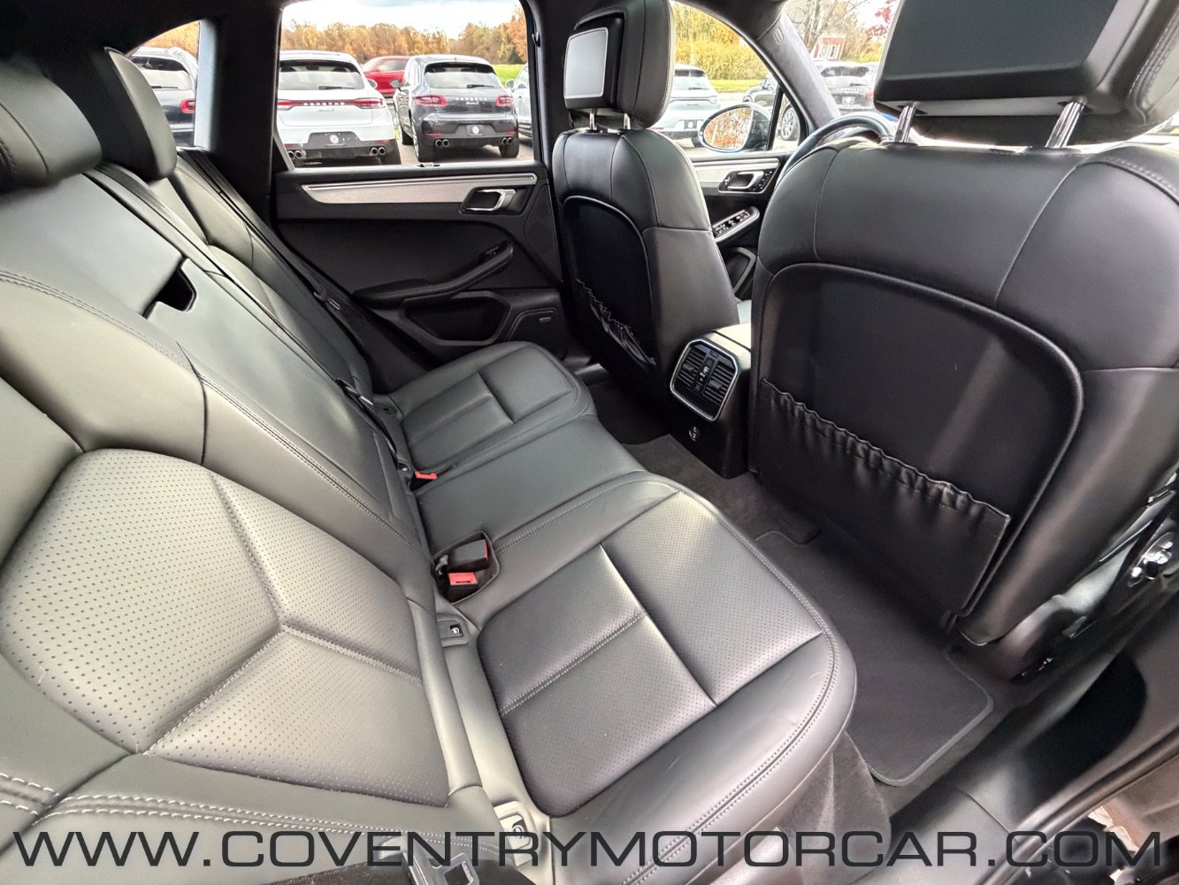 Used 2020 Porsche Macan Turbo image 49