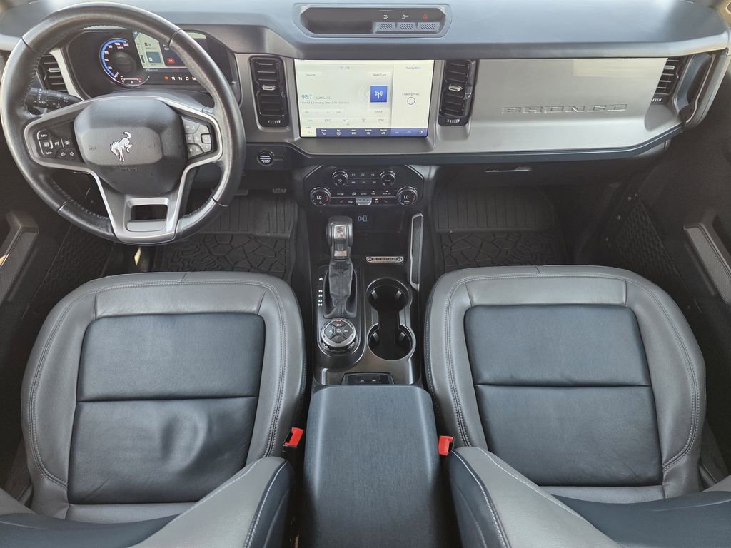 Used 2023 Ford Bronco Outer Banks image 18