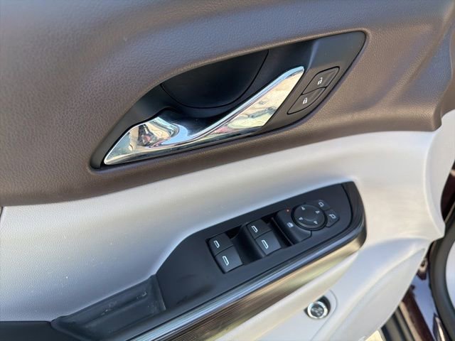 Used 2018 GMC Acadia SLT FWD image 12