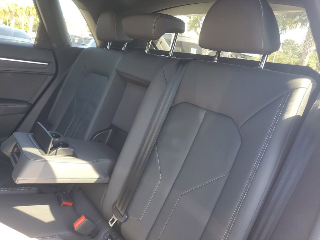 Used 2023 Audi Q3 2.0T Premium Plus w/ Premium Plus Package image 12