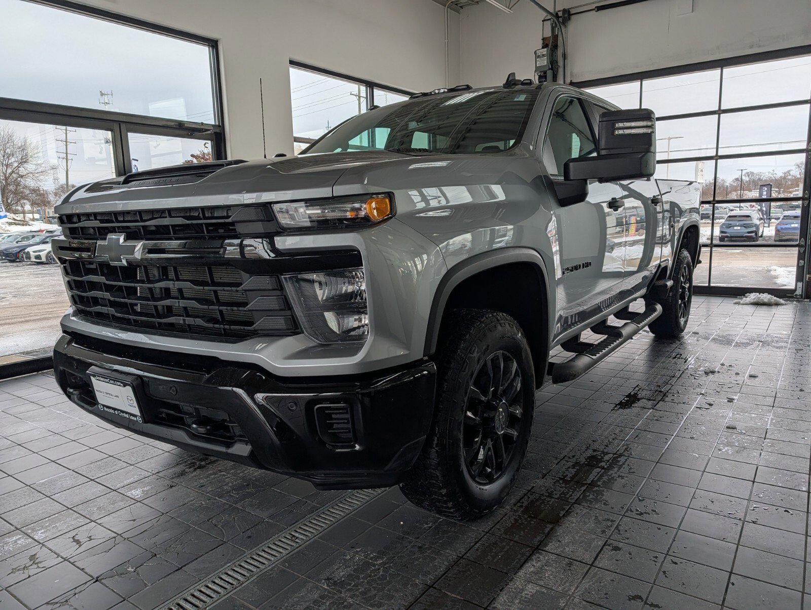 Used 2025 Chevrolet Silverado 2500 Custom w/ Custom Value Package image 6