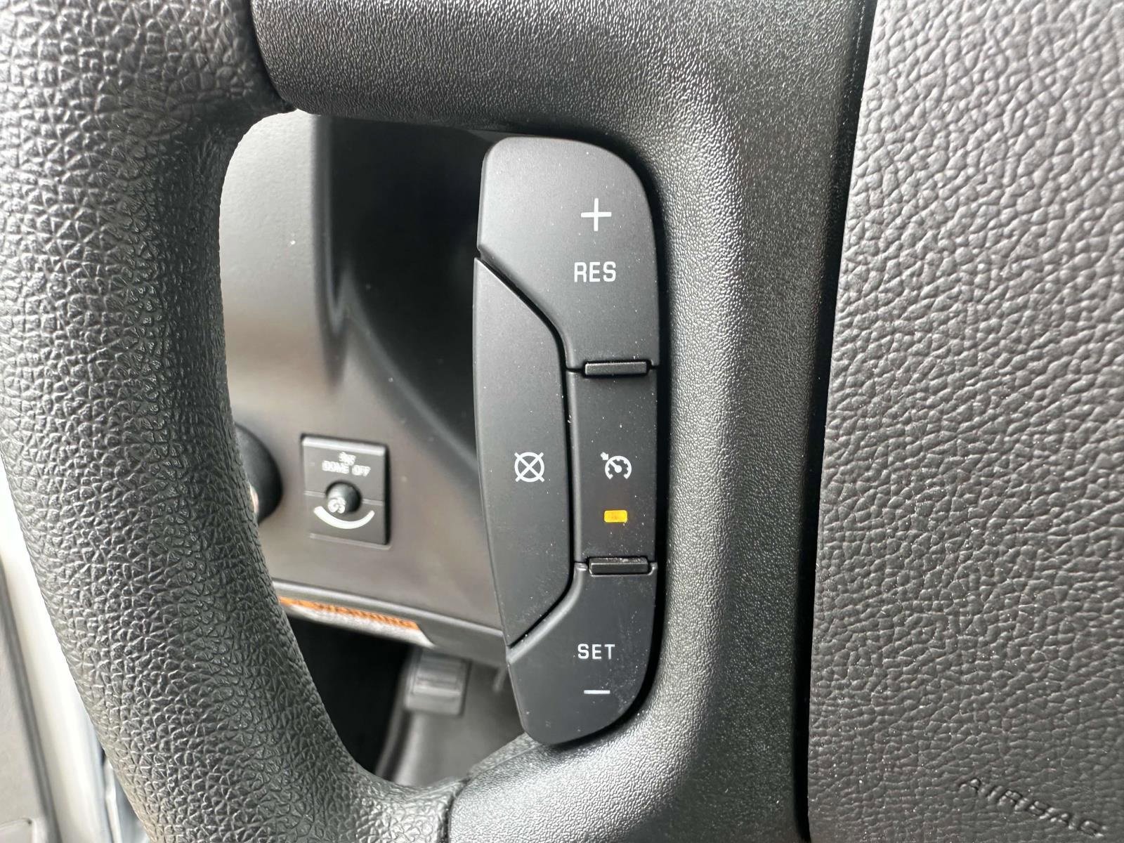 New 2025 Chevrolet Express 3500 w/ Power Convenience Package image 11