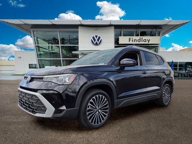 Certified 2025 Volkswagen Taos SE FWD image 2