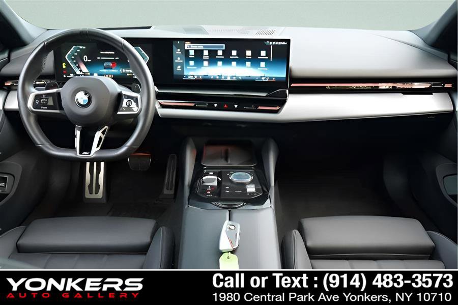 Used 2024 BMW 530i xDrive image 35