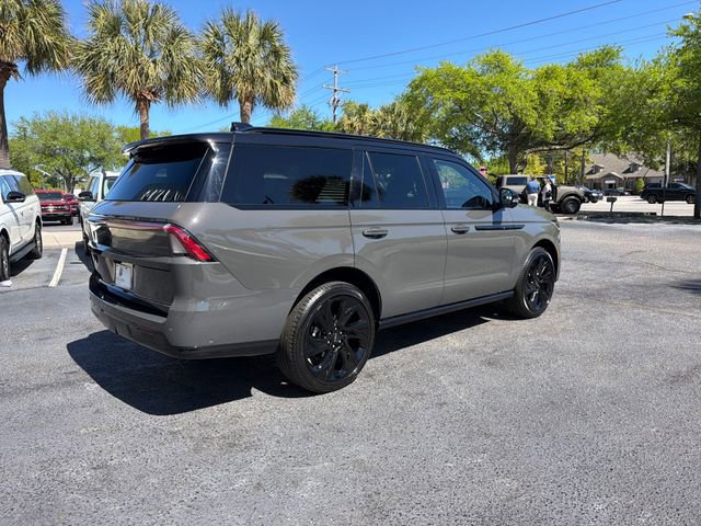 Used 2025 Lincoln Navigator Black Label image 8