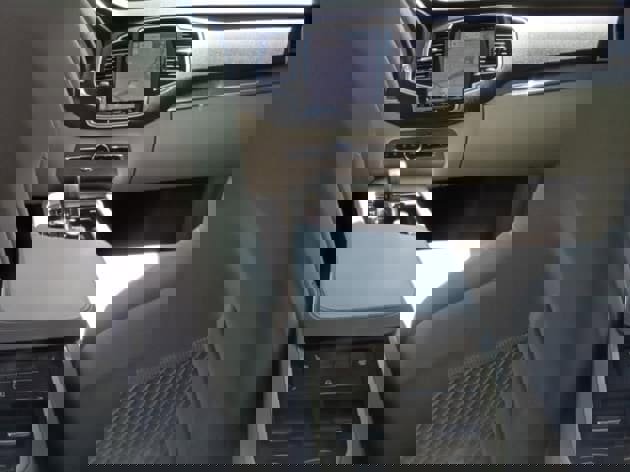 Used 2023 Volvo XC90 T8 Plus w/ Protection Package Premier image 22