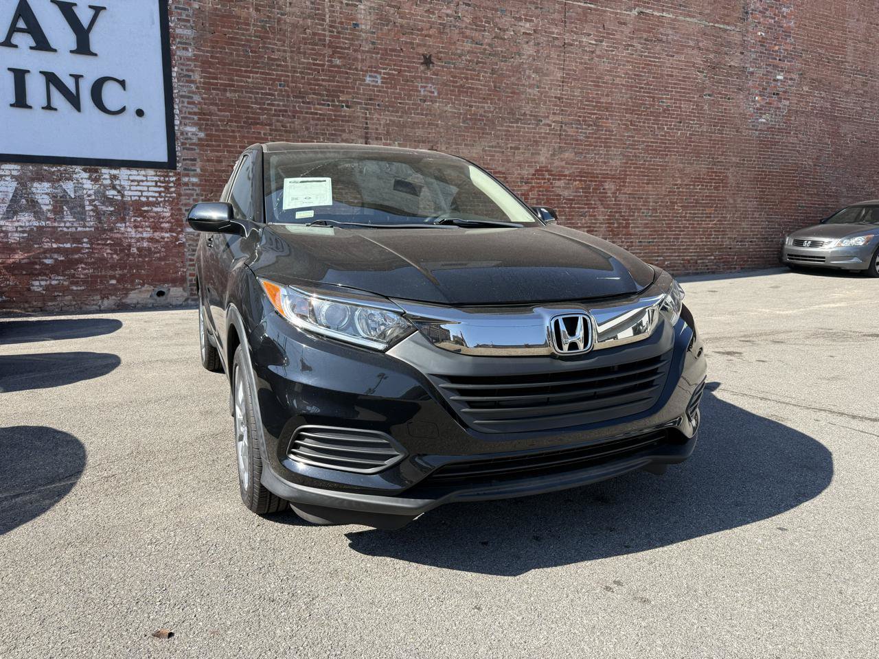Used 2019 Honda HR-V LX image 2