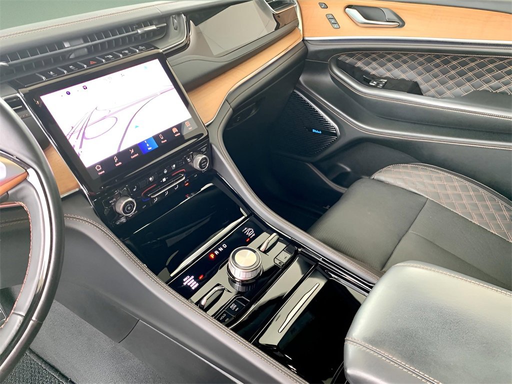 Used 2023 Jeep Grand Cherokee L Summit image 42