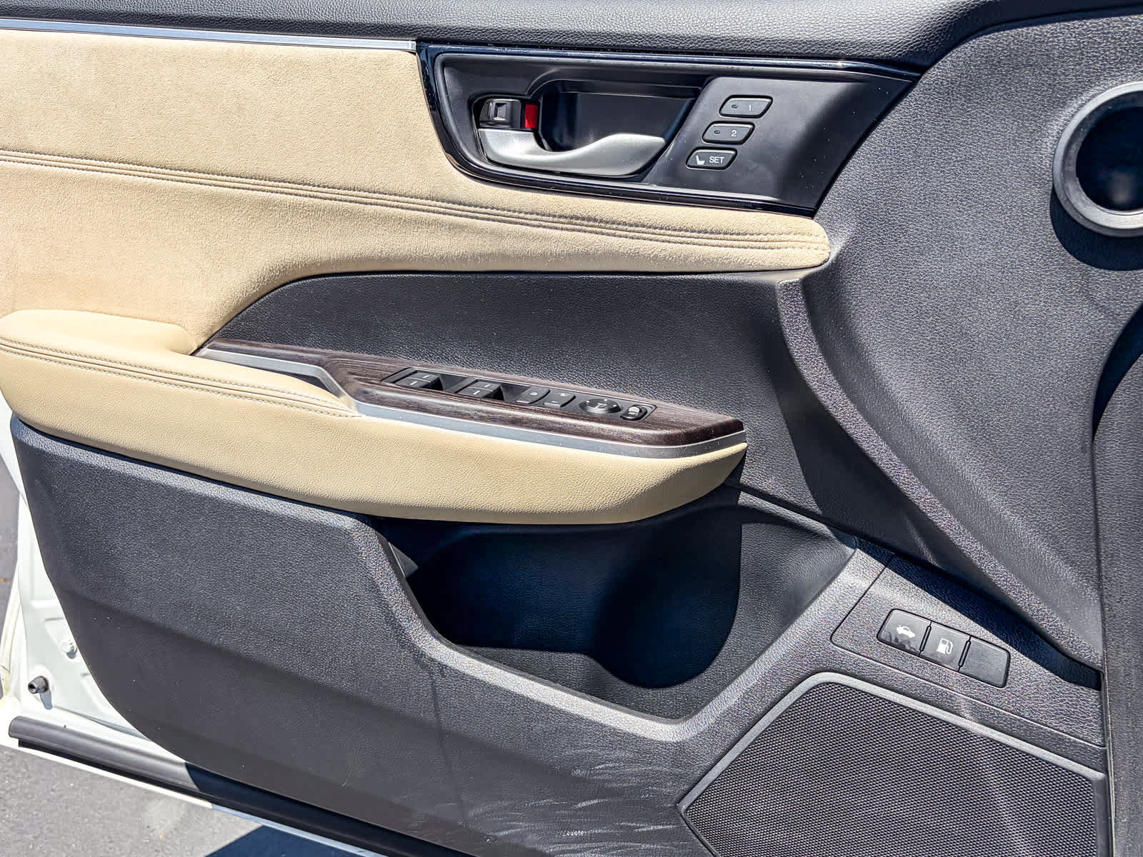 Used 2018 Honda Clarity Touring image 19