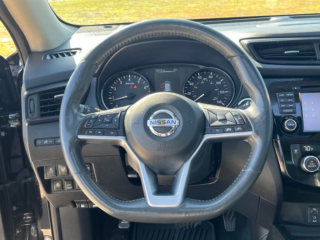 Used 2017 Nissan Rogue SL w/ SL Premium Package image 18