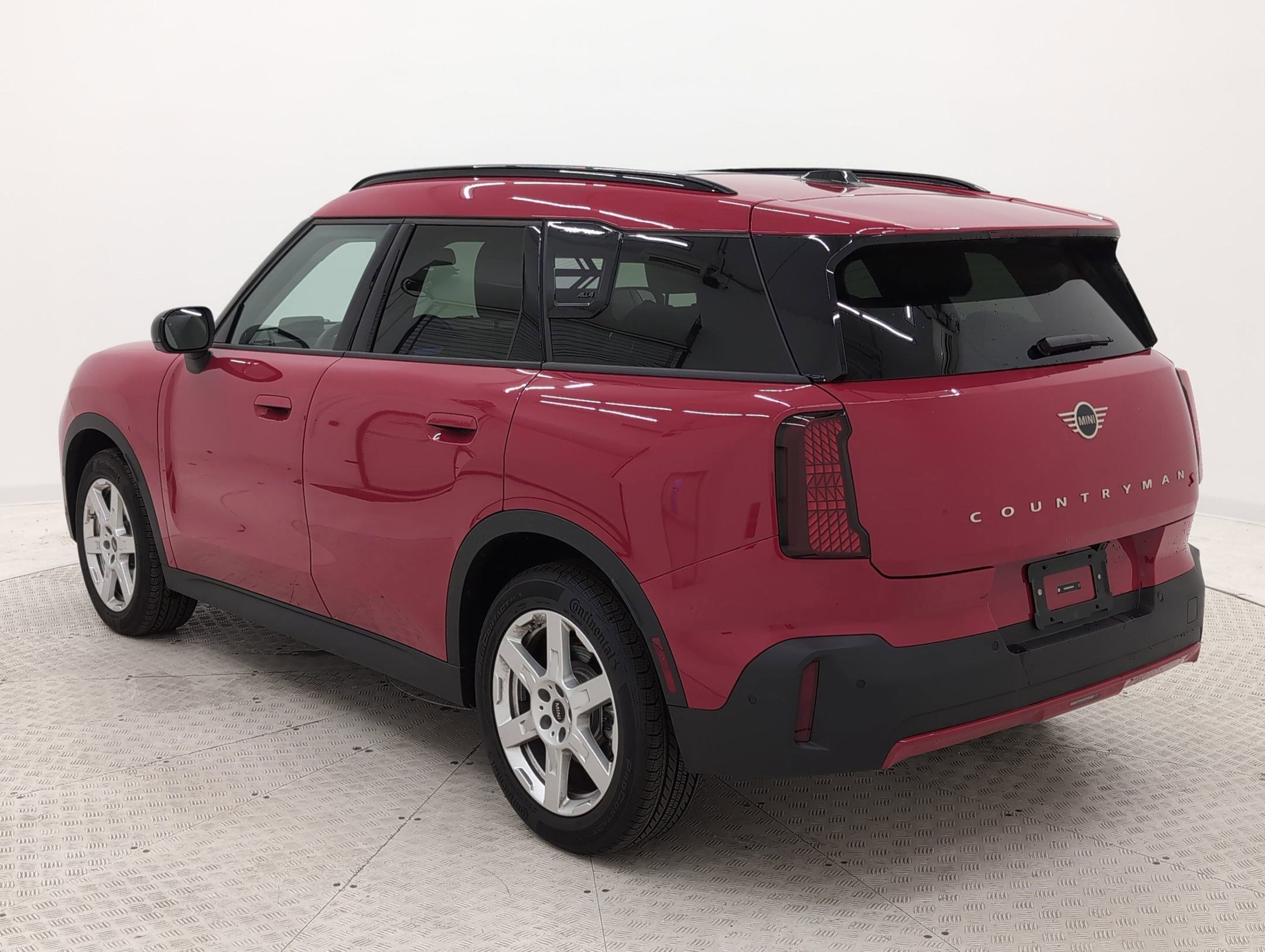 Used 2025 MINI Cooper Countryman S w/ Comfort Package Max AWD/4WD image 3