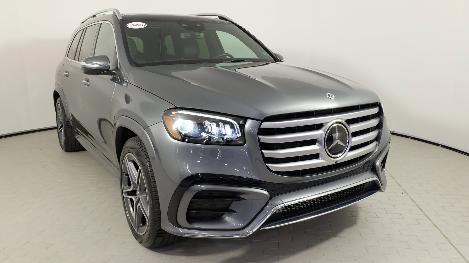 Used 2024 Mercedes-Benz GLS 450 4MATIC w/ AMG Line Exterior image 6