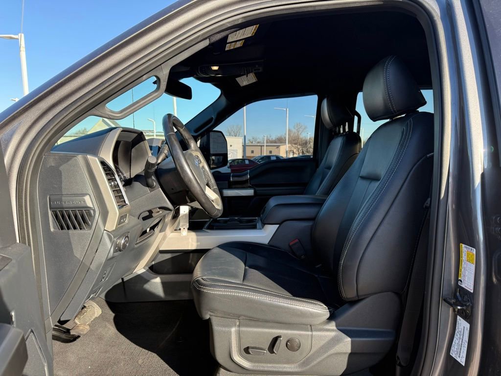 Used 2022 Ford F250 Lariat w/ FX4 Off-Road Package image 29