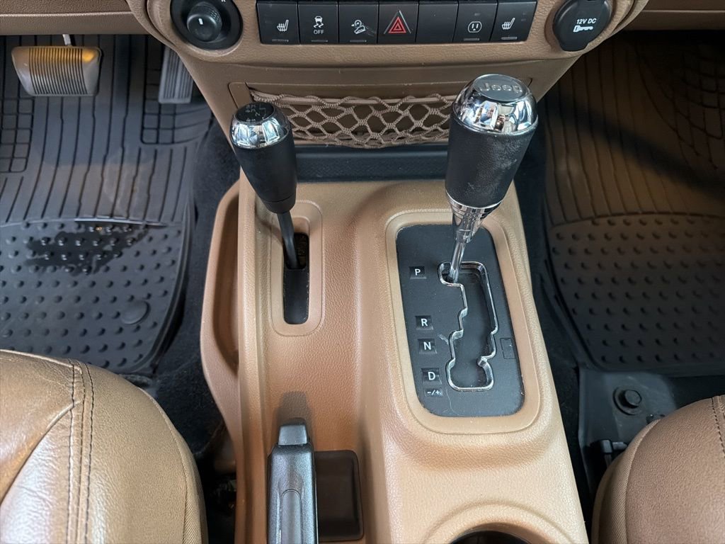 Used 2016 Jeep Wrangler Unlimited Sahara w/ Max Tow Package image 21