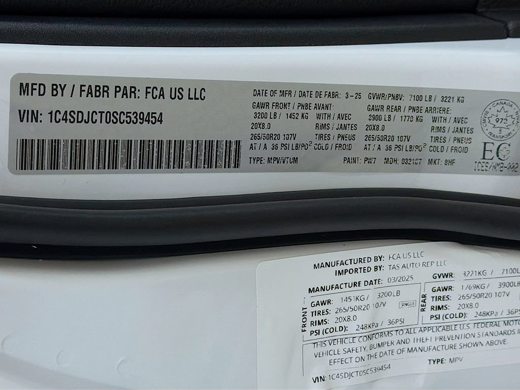 Used 2025 Dodge Durango R/T w/ Blacktop Package AWD/4WD image 48
