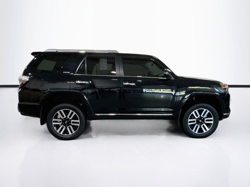 Used 2023 Toyota 4Runner Limited AWD/4WD image 4