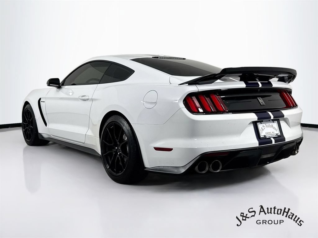 Used 2019 Ford Mustang Shelby GT350 w/ Technology Package RWD image 5