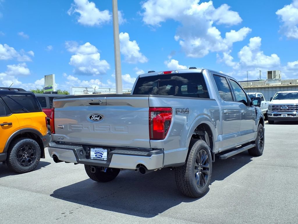 New 2026 Ford F150 XLT w/ Equipment Group 302A MID AWD/4WD image 10