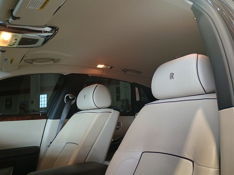 Used 2013 Rolls-Royce Ghost RWD image 20