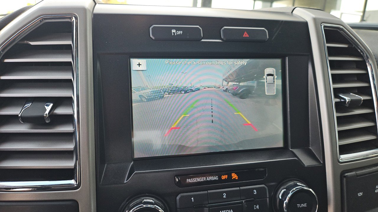 Used 2016 Ford F150 Lariat image 25