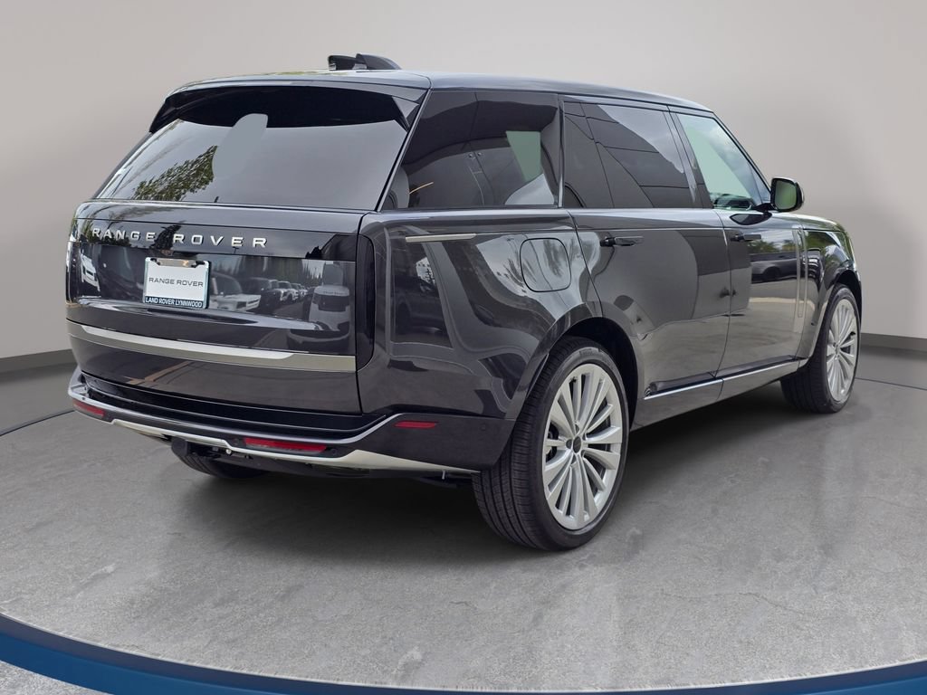 New 2026 Land Rover Range Rover Long Wheelbase SE AWD/4WD image 5