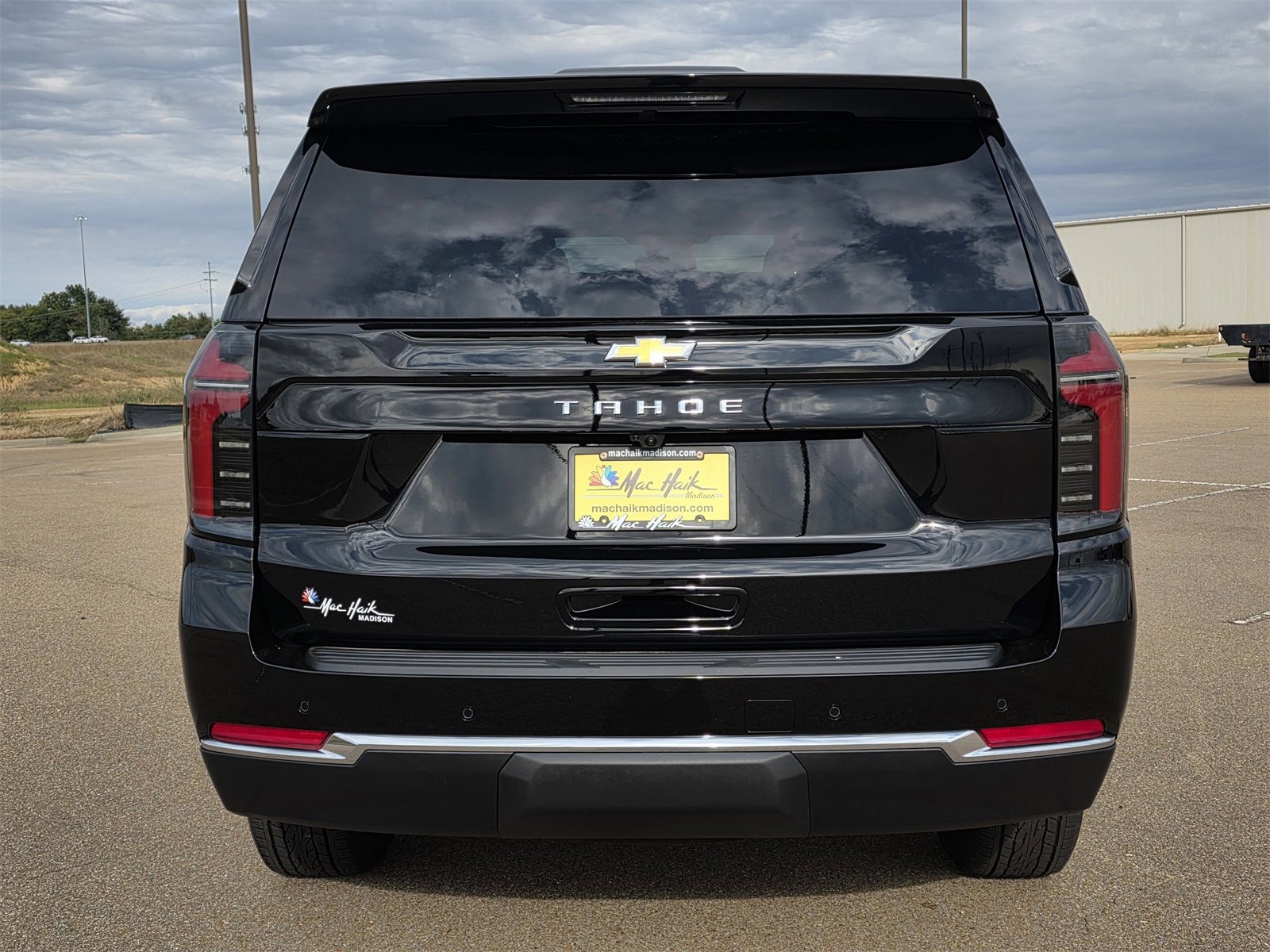 New 2026 Chevrolet Tahoe LS image 5