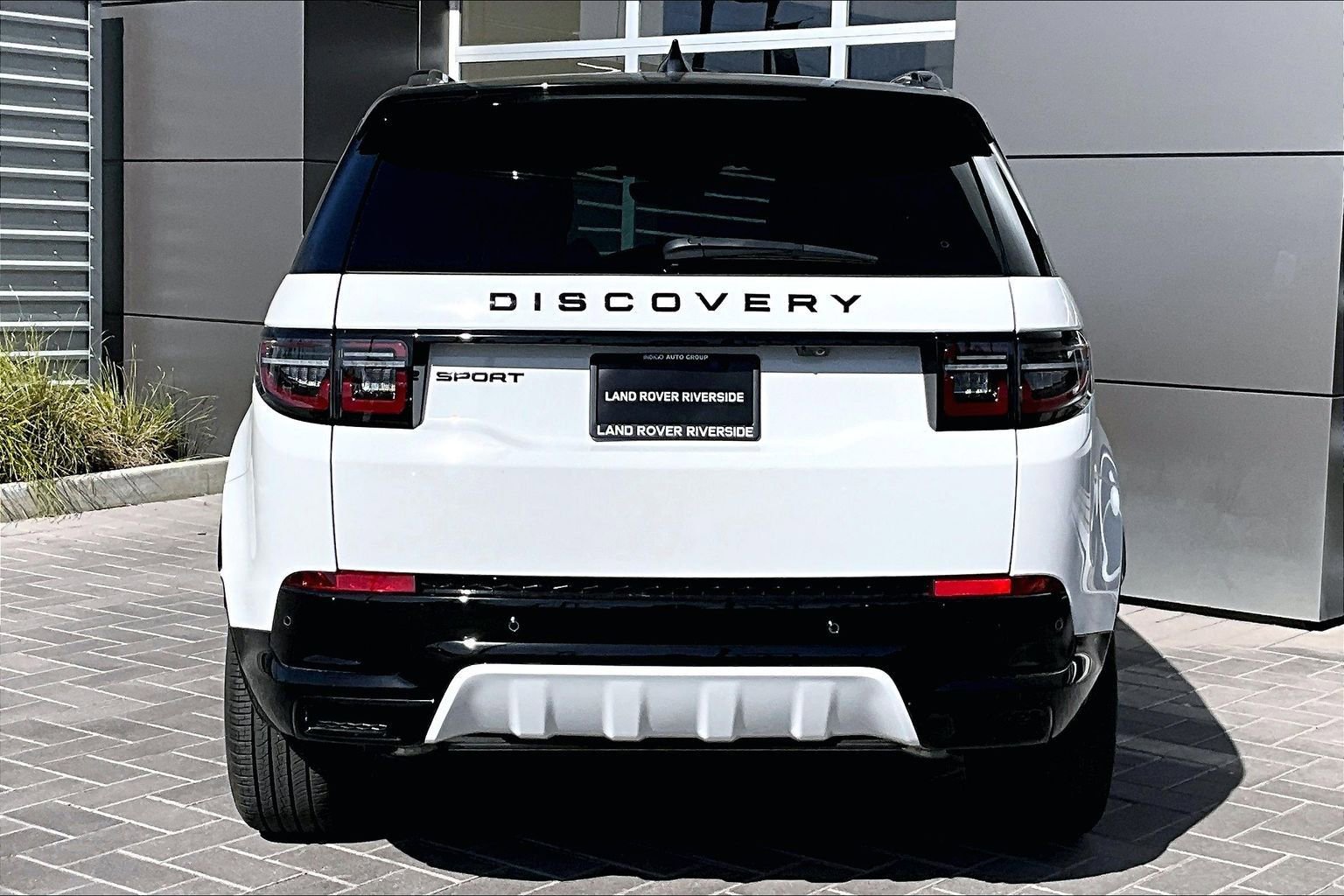 Used 2024 Land Rover Discovery Sport Dynamic SE image 4