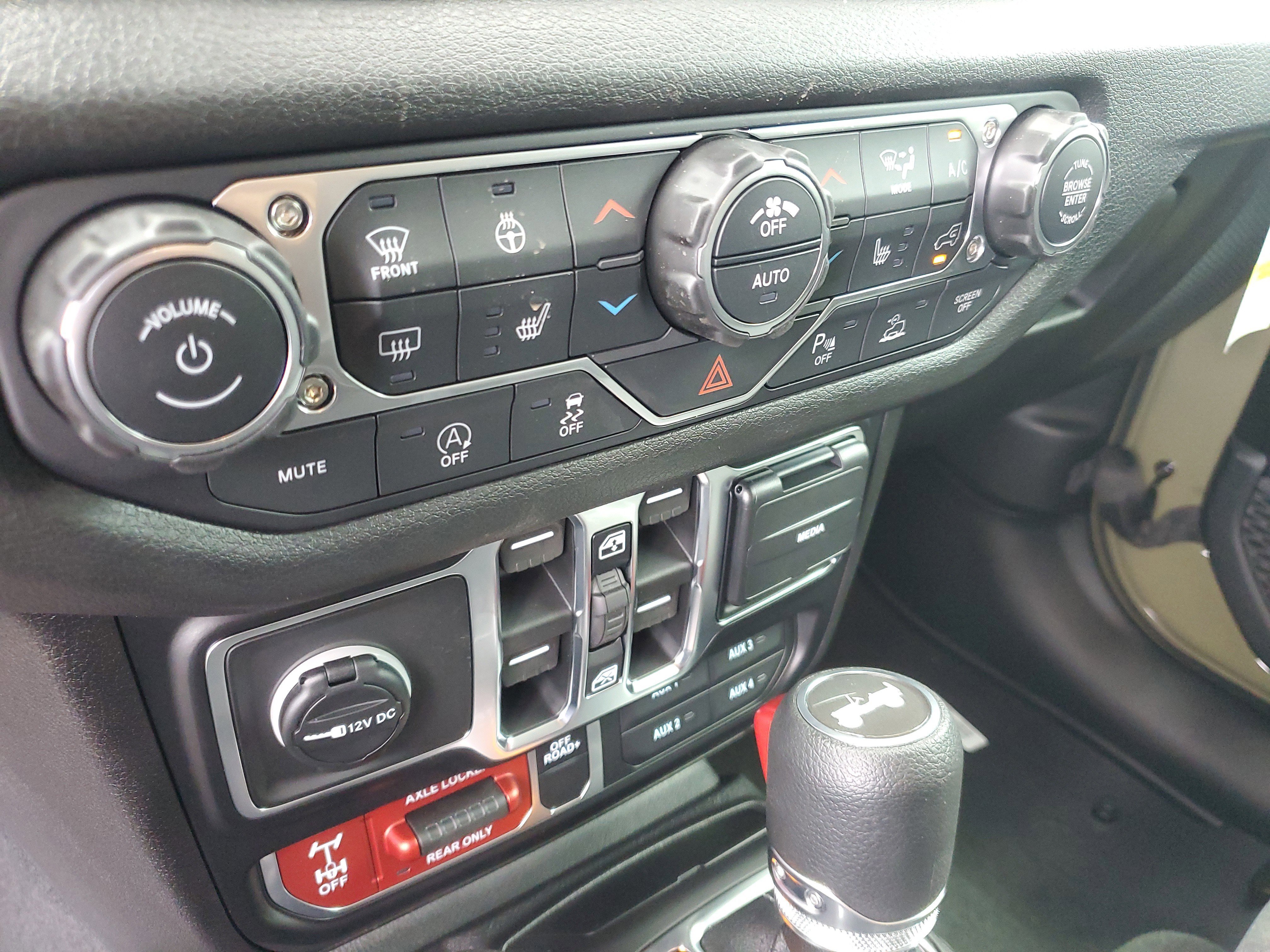 New 2026 Jeep Wrangler Unlimited Sport AWD/4WD image 18