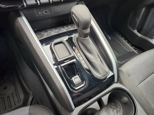 Used 2025 Chevrolet Colorado W/T w/ WT Custom Package image 22