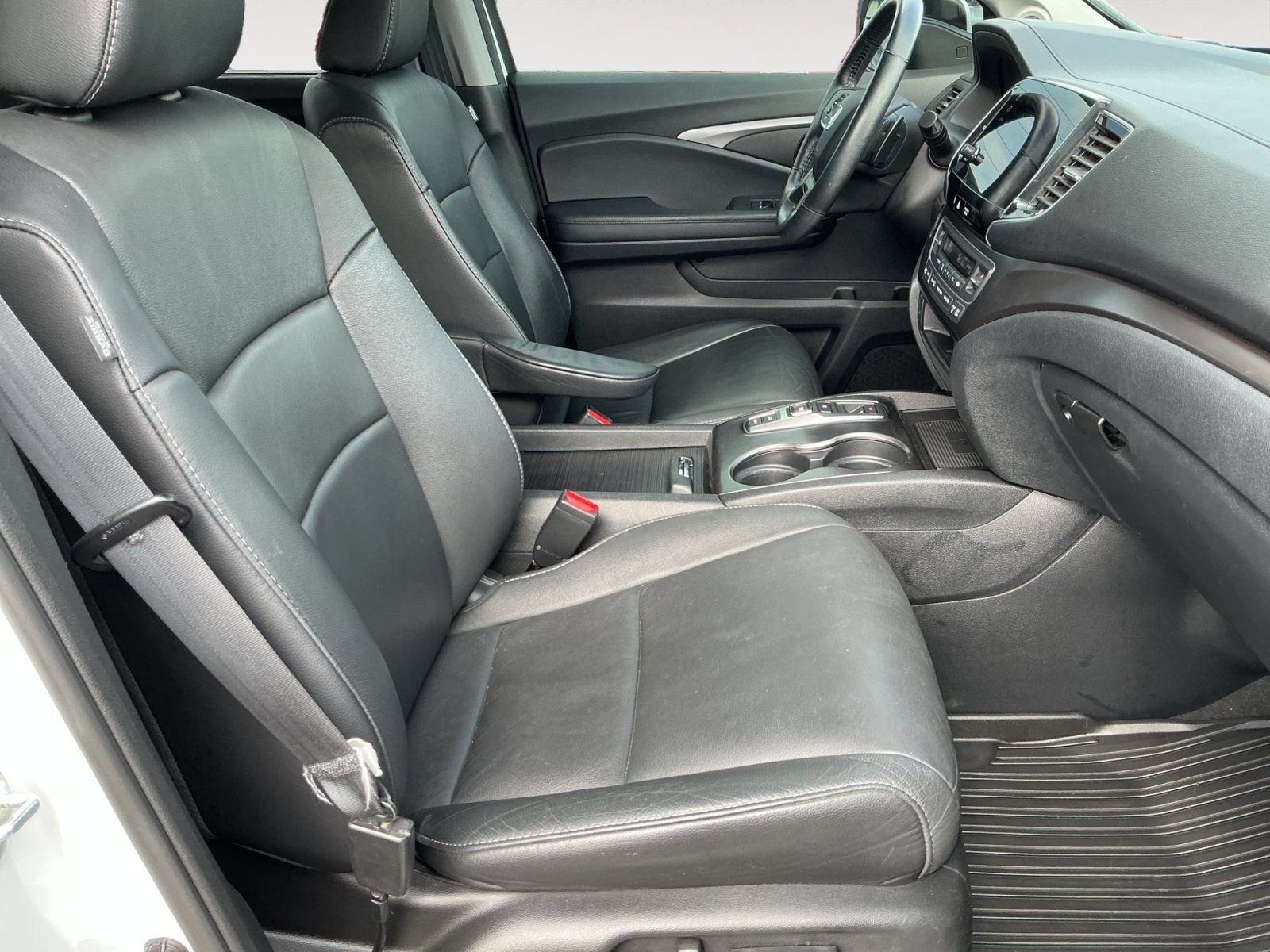 Used 2022 Honda Pilot Special Edition image 15