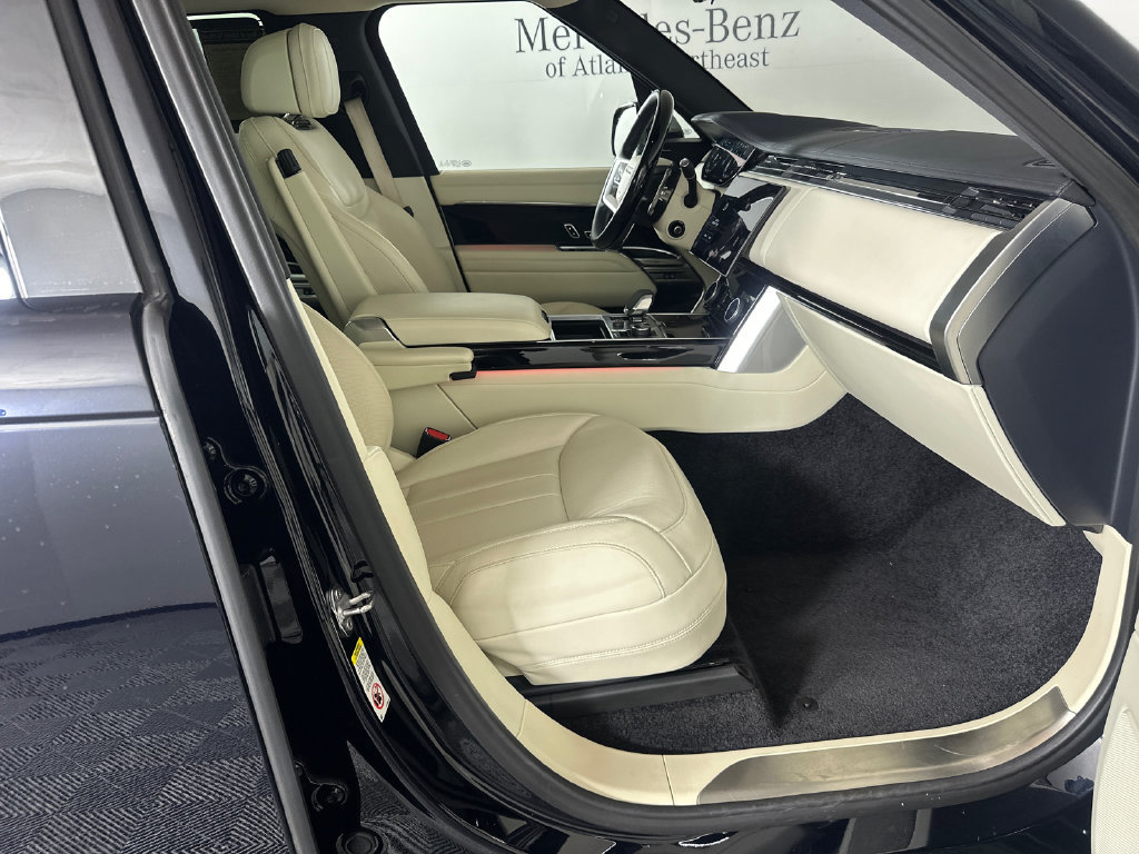 Used 2023 Land Rover Range Rover SE AWD/4WD image 13