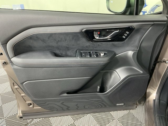 Used 2025 Subaru Forester Touring AWD/4WD image 8