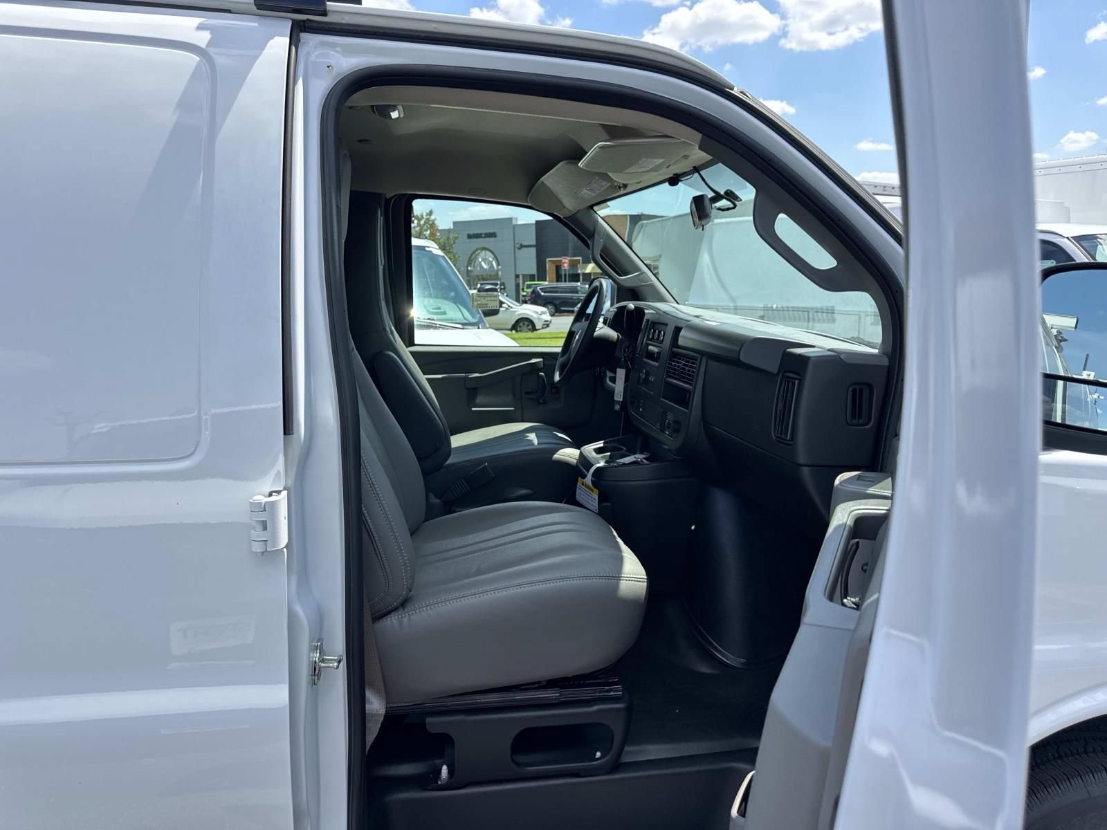 New 2026 Chevrolet Express 2500 Extended w/ Driver Convenience Package RWD image 11