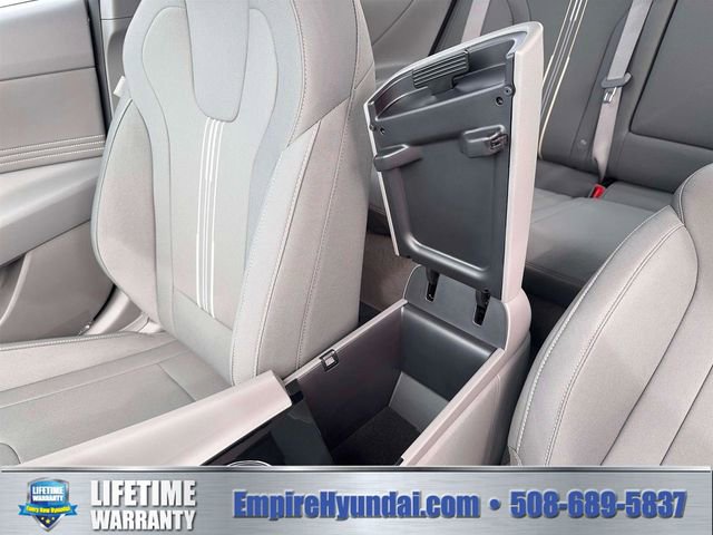 New 2026 Hyundai Elantra SEL Sport Premium FWD image 18