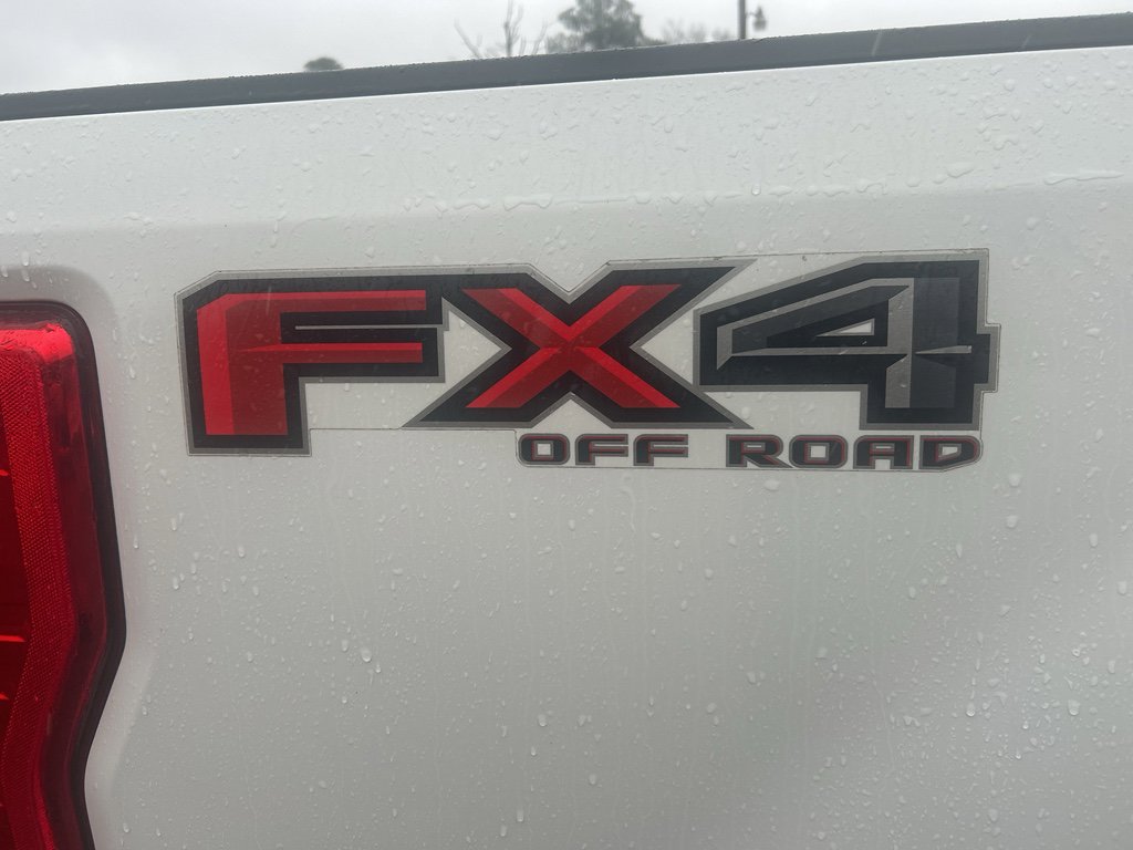 Used 2019 Ford F250 XLT w/ XLT Value Package image 6