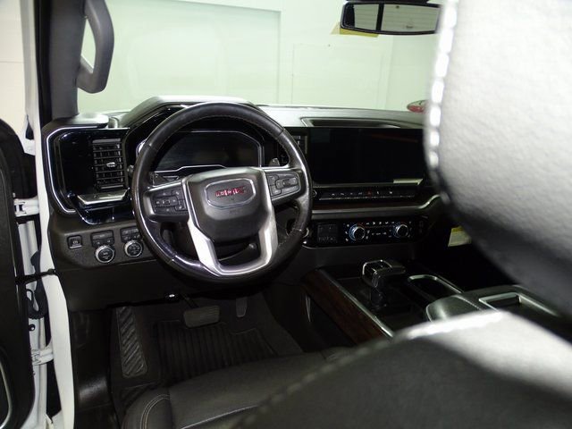 Certified 2022 GMC Sierra 1500 SLT w/ SLT Premium Plus Package image 5