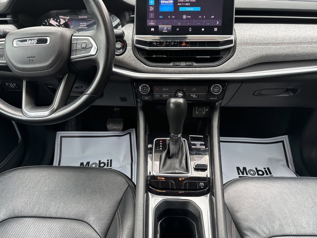 Used 2022 Jeep Compass Latitude image 27