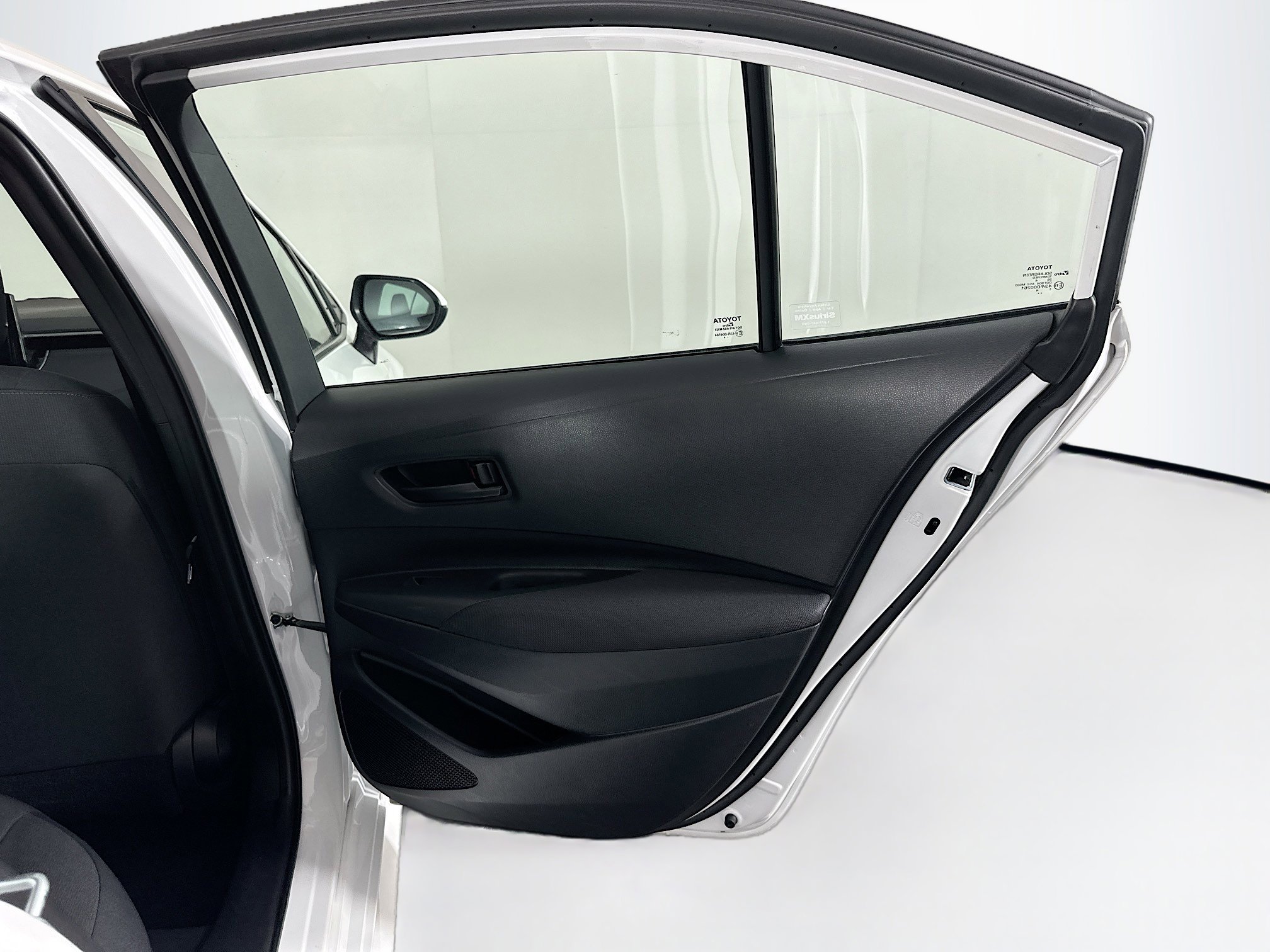 Used 2024 Toyota Corolla LE image 28