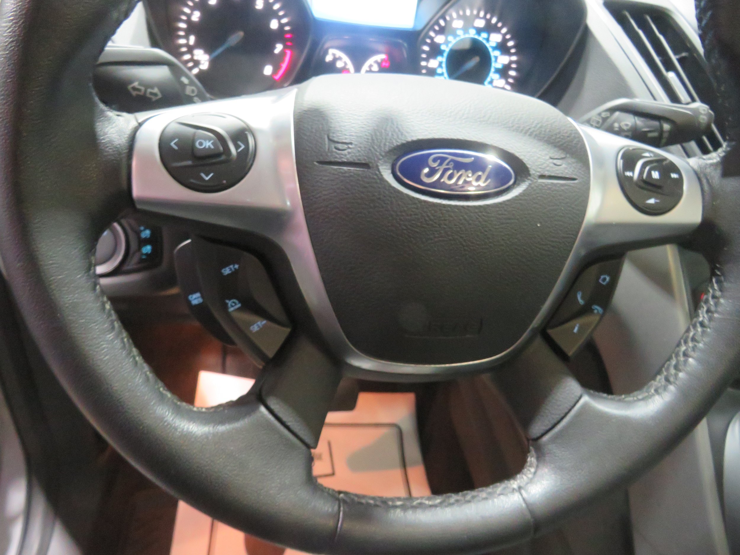Used 2014 Ford Escape SE w/ Equipment Group 201A AWD/4WD image 15