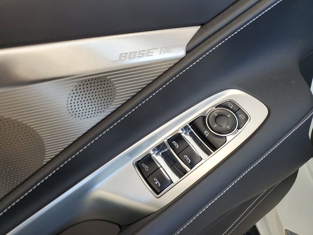 Used 2024 Chevrolet Corvette E-Ray image 27