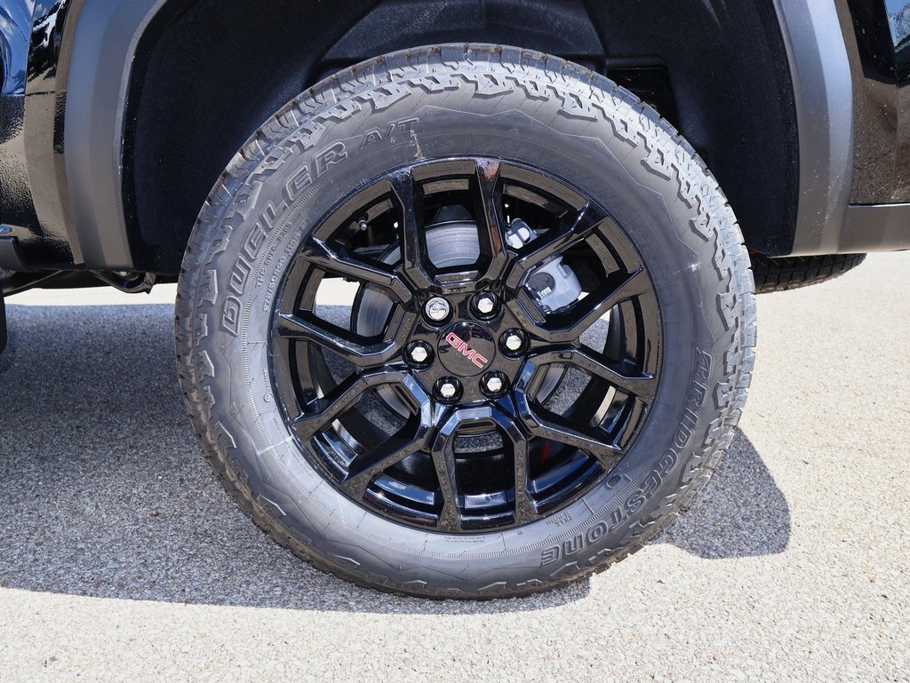 New 2026 GMC Canyon Denali w/ LPO, Denali Black Edition image 32