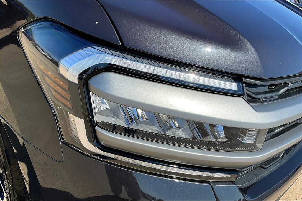 Used 2024 Ford Expedition XLT image 38