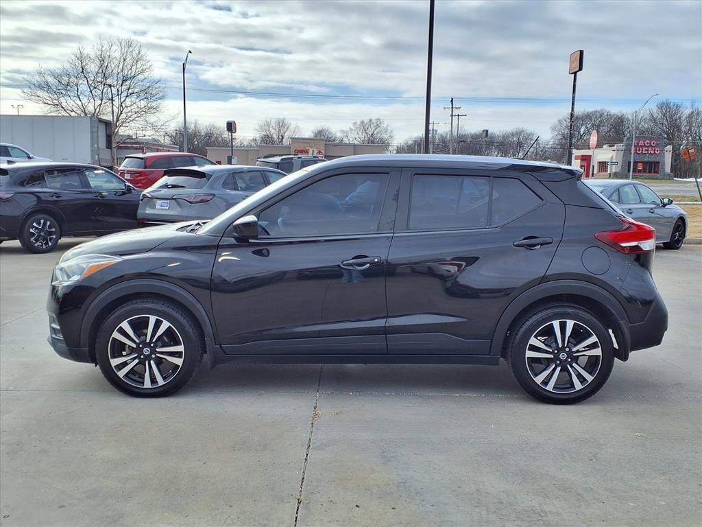 Used 2018 Nissan Kicks SV image 22