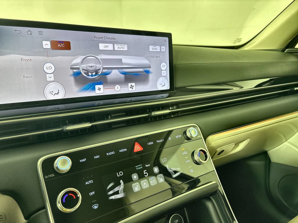 New 2026 Genesis GV80 2.5T RWD image 16