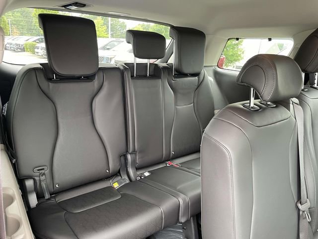 Certified 2026 Kia Carnival EX image 8