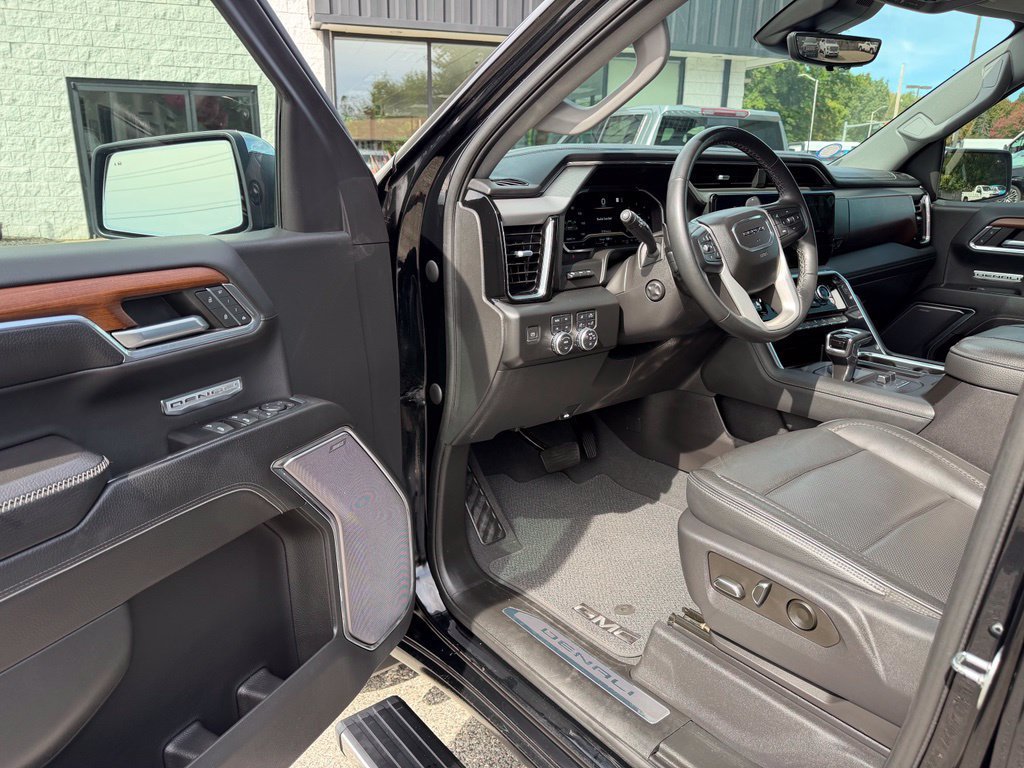 Used 2023 GMC Sierra 1500 Denali w/ Denali Reserve Package AWD/4WD image 20