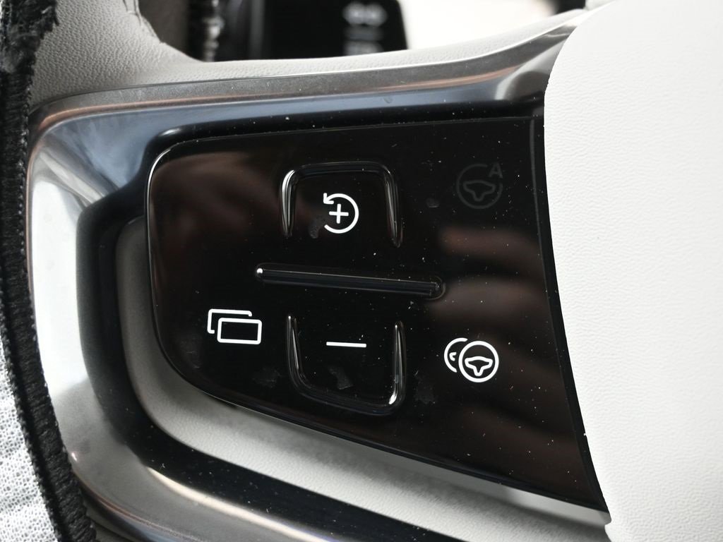 New 2025 Volvo EX90 Ultra image 24