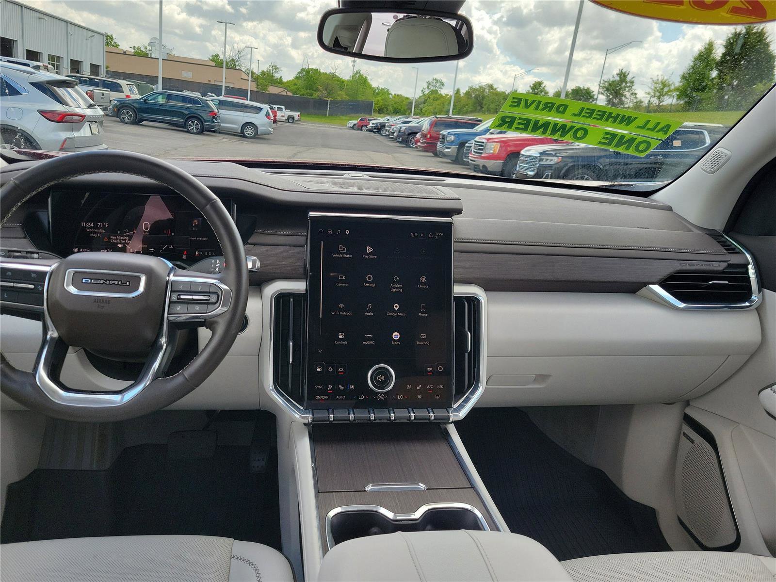 Used 2024 GMC Acadia Denali w/ LPO, Floor Liner Package AWD/4WD image 10