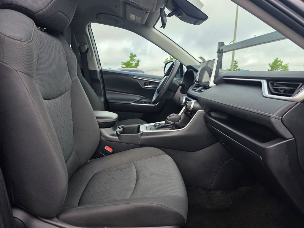 Used 2024 Toyota RAV4 XLE image 35